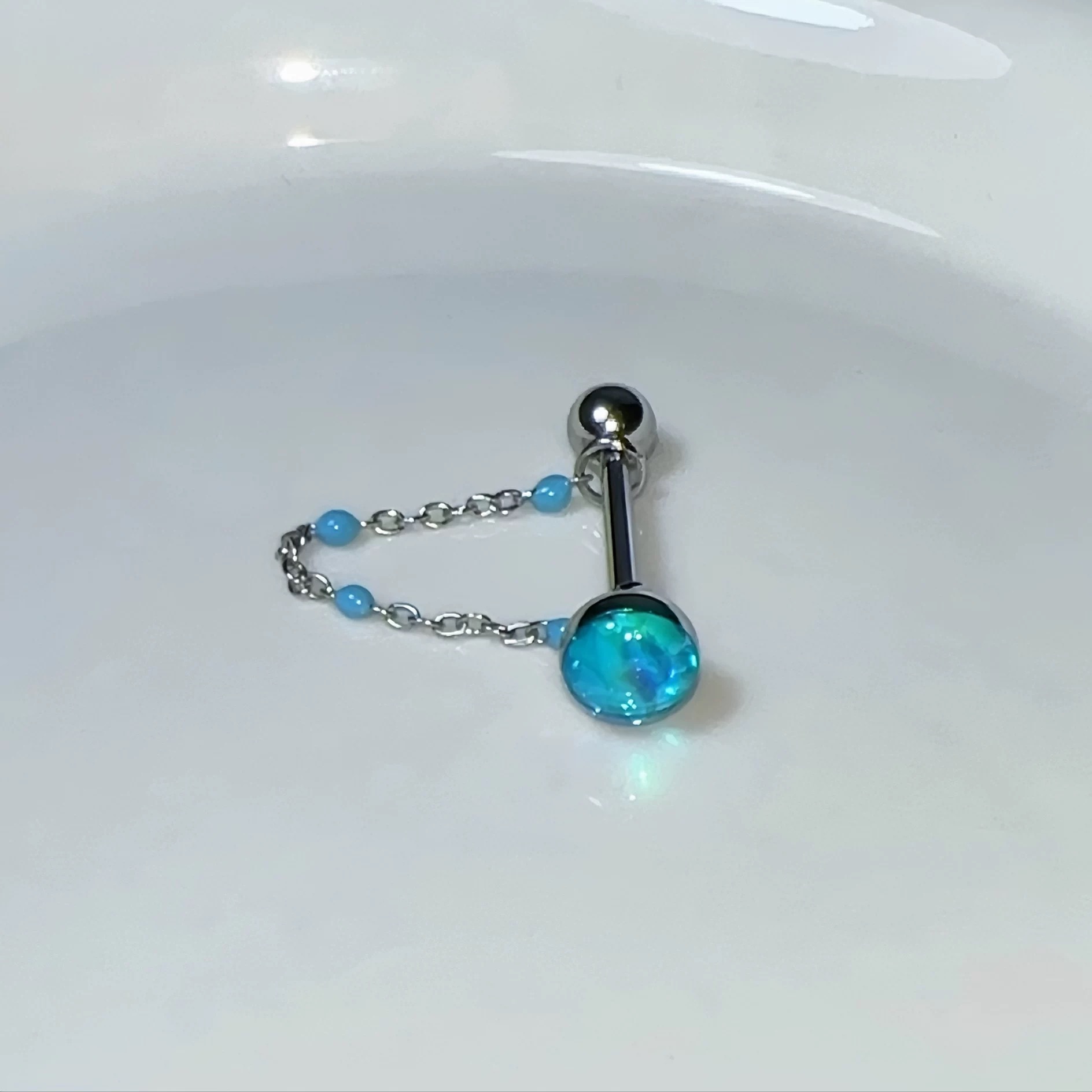 1Pc High-Quality Trendy Blue G - Body Piercing Quality Jewelry recensione e prezzo