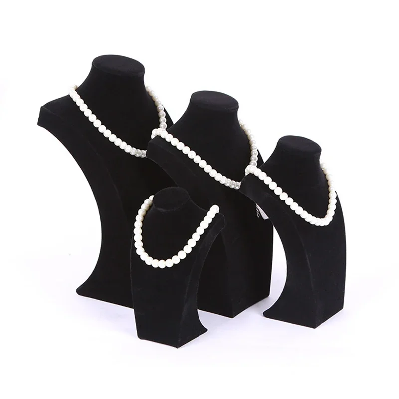 Velvet Portrait Necklace Displ - Body Jewelry Holder recensione e prezzo