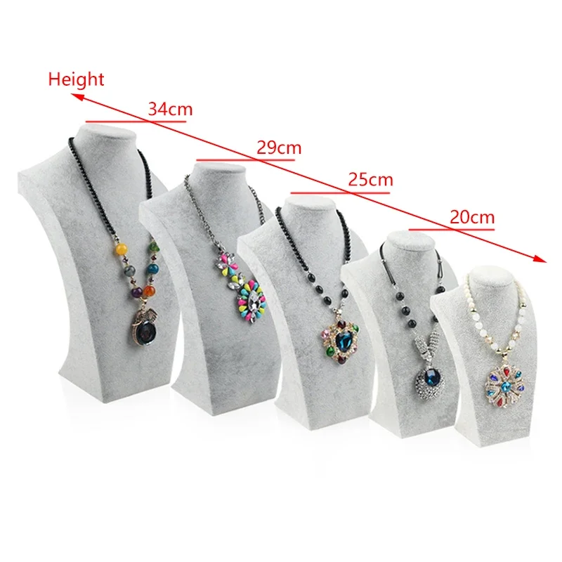 Velvet Portrait Necklace Displ - Body Jewelry Holder recensione e prezzo