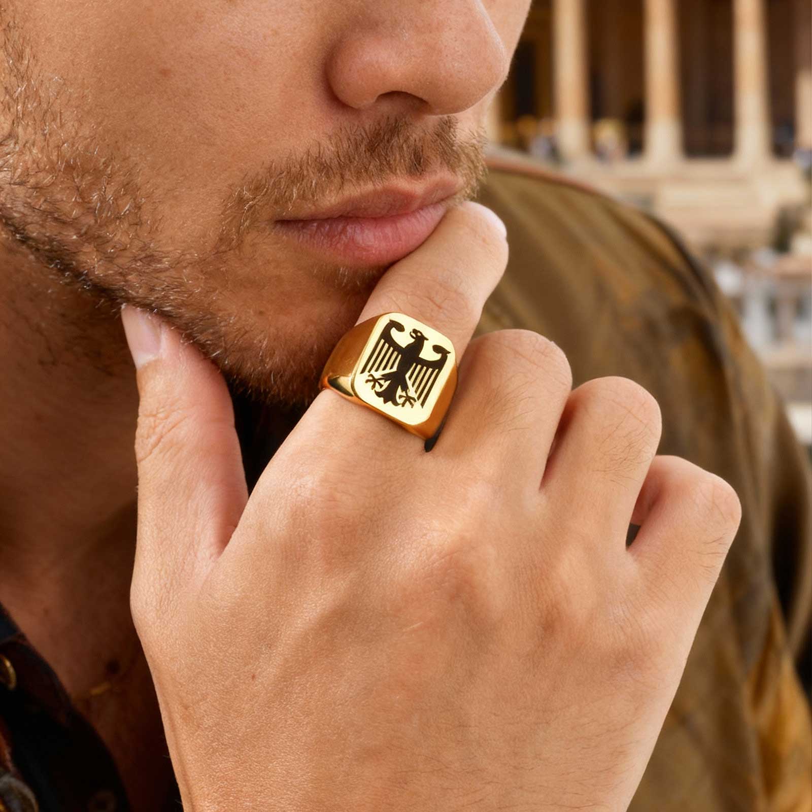 Custom Flying Hawk Eagle Ring  - Body Jewelry Wholesale recensione e prezzo