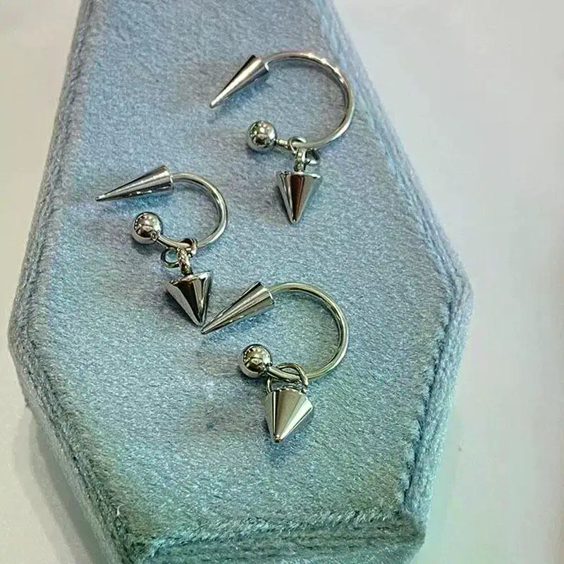 Detachable Stainless Steel Cur - Eyebrow Curved Barbell recensione e prezzo