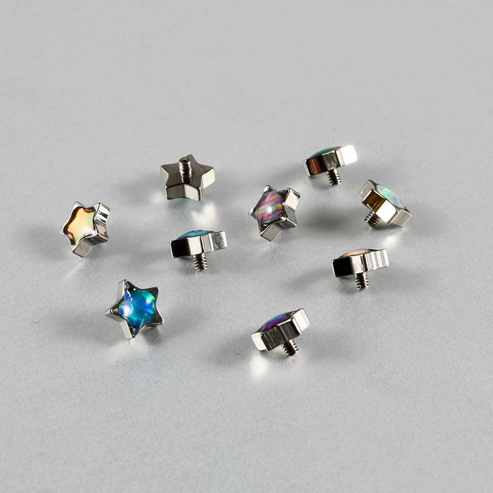 1PC Titanium Prong Flash Film  - Body Jewelry Dermal recensione e prezzo