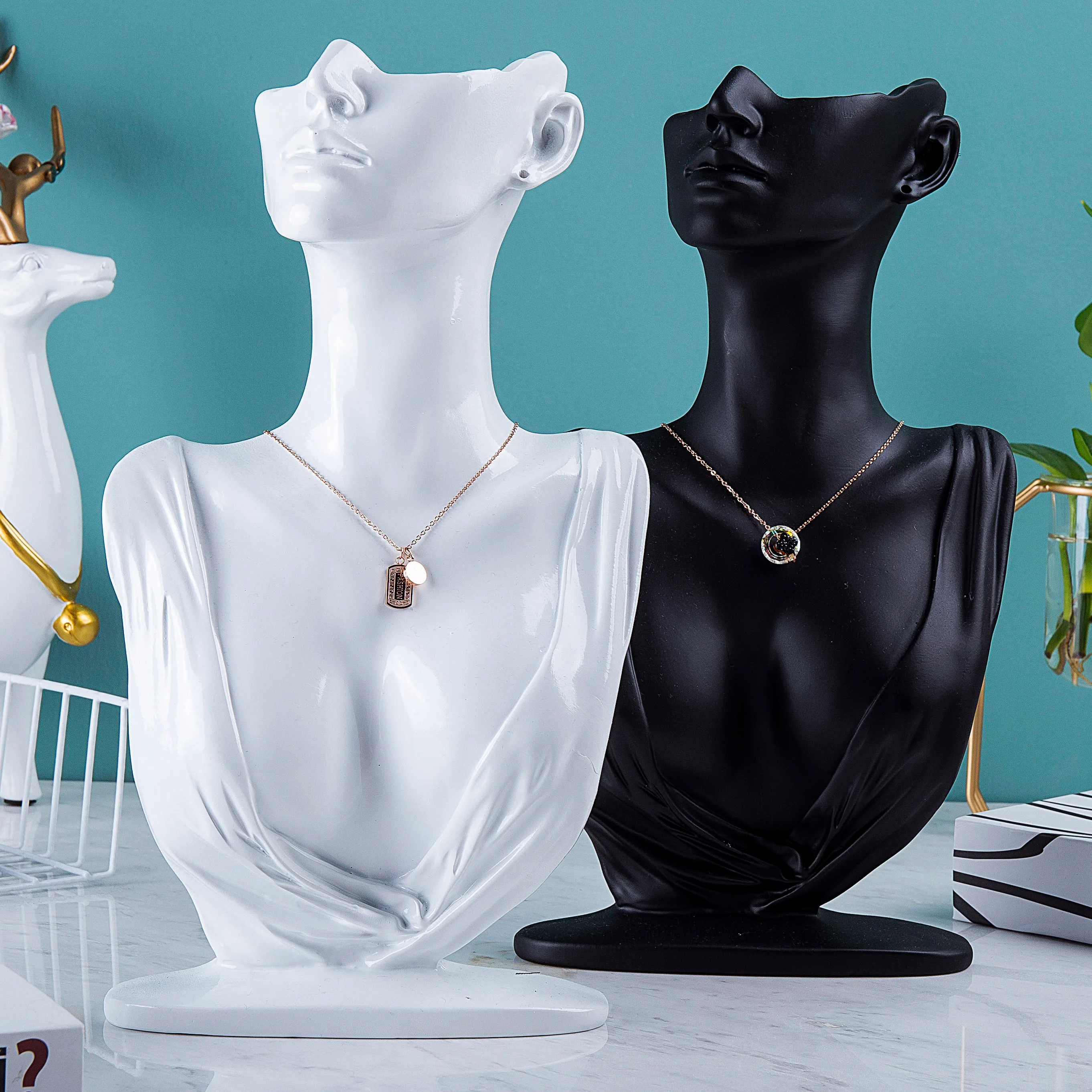 Mannequin Necklace Jewelry Dis - Body Jewelry Holder recensione e prezzo